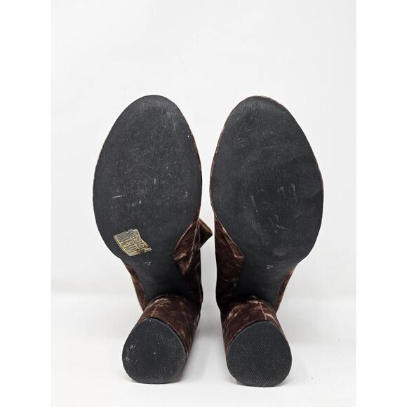 Public Desire‎ Heeled Velvet Boots Sz 7 - Picture 5 of 8